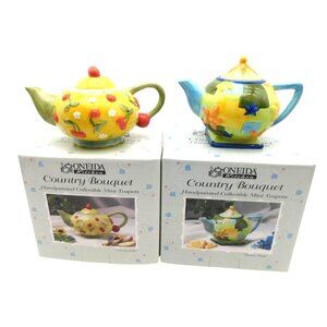 2 Oneida Kitchen Country Bouquet Mini Teapots w/ Boxes Cherries Jubilee Floral